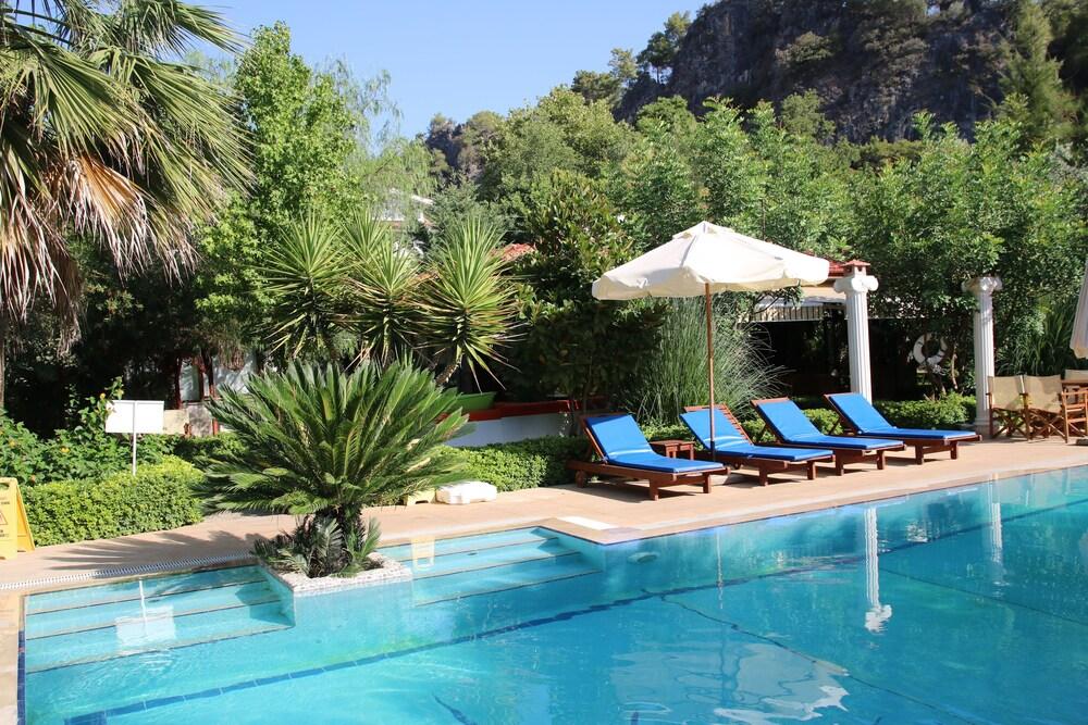 Hotel Dalos Göcek Exteriér fotografie