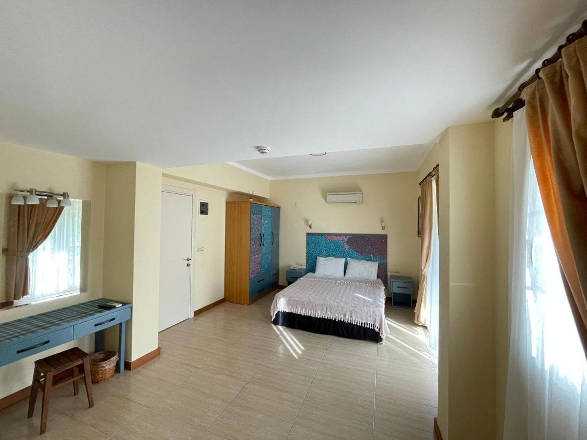 Hotel Dalos Göcek Exteriér fotografie